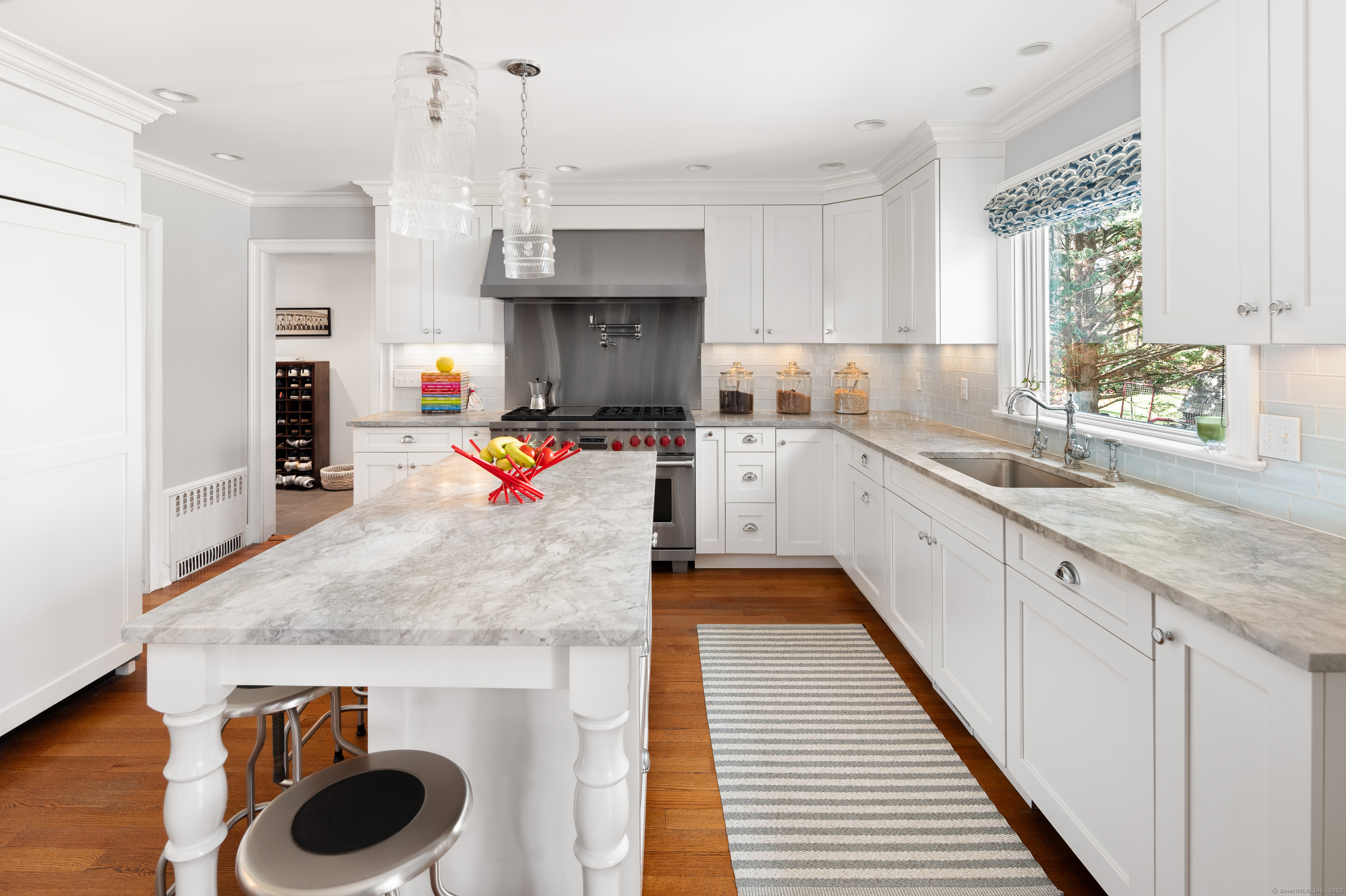 2 Lakeview Drive, Greenwich, Connecticut image 8