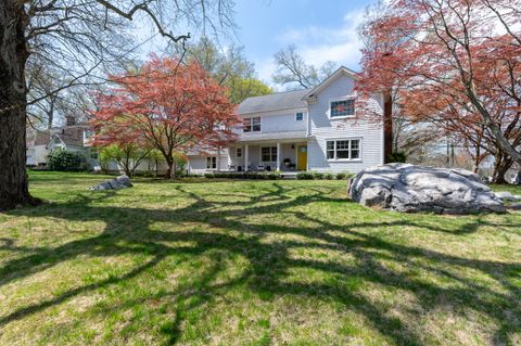2 Lakeview Drive, Greenwich, CT 06878 - #: 24091990
