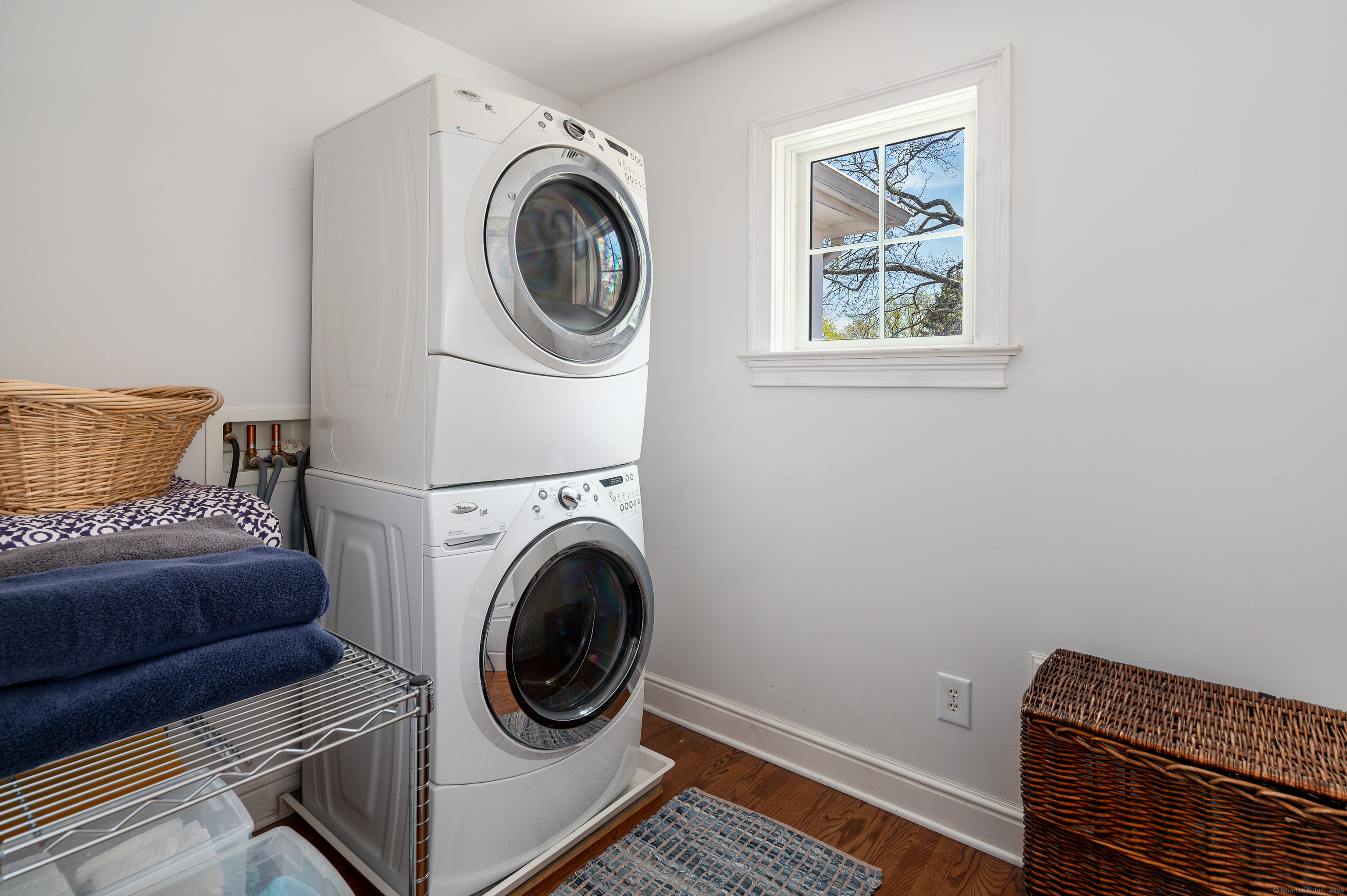2 Lakeview Drive, Greenwich, Connecticut image 18