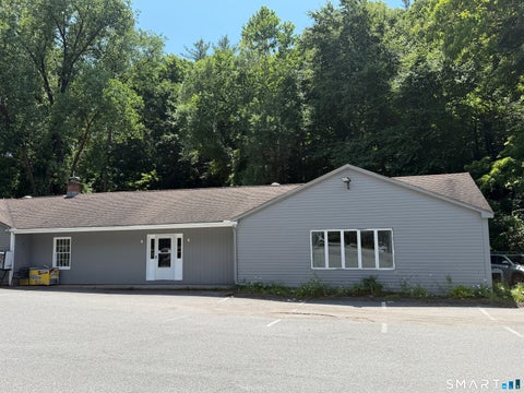 Photo for 607 Cornwall Bridge Road