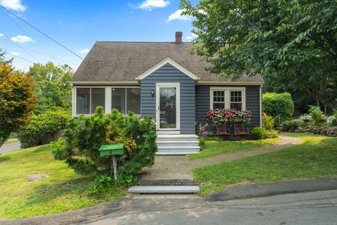 Homes For Sale - 4 Russell Street<br/> Naugatuck, CT 06770