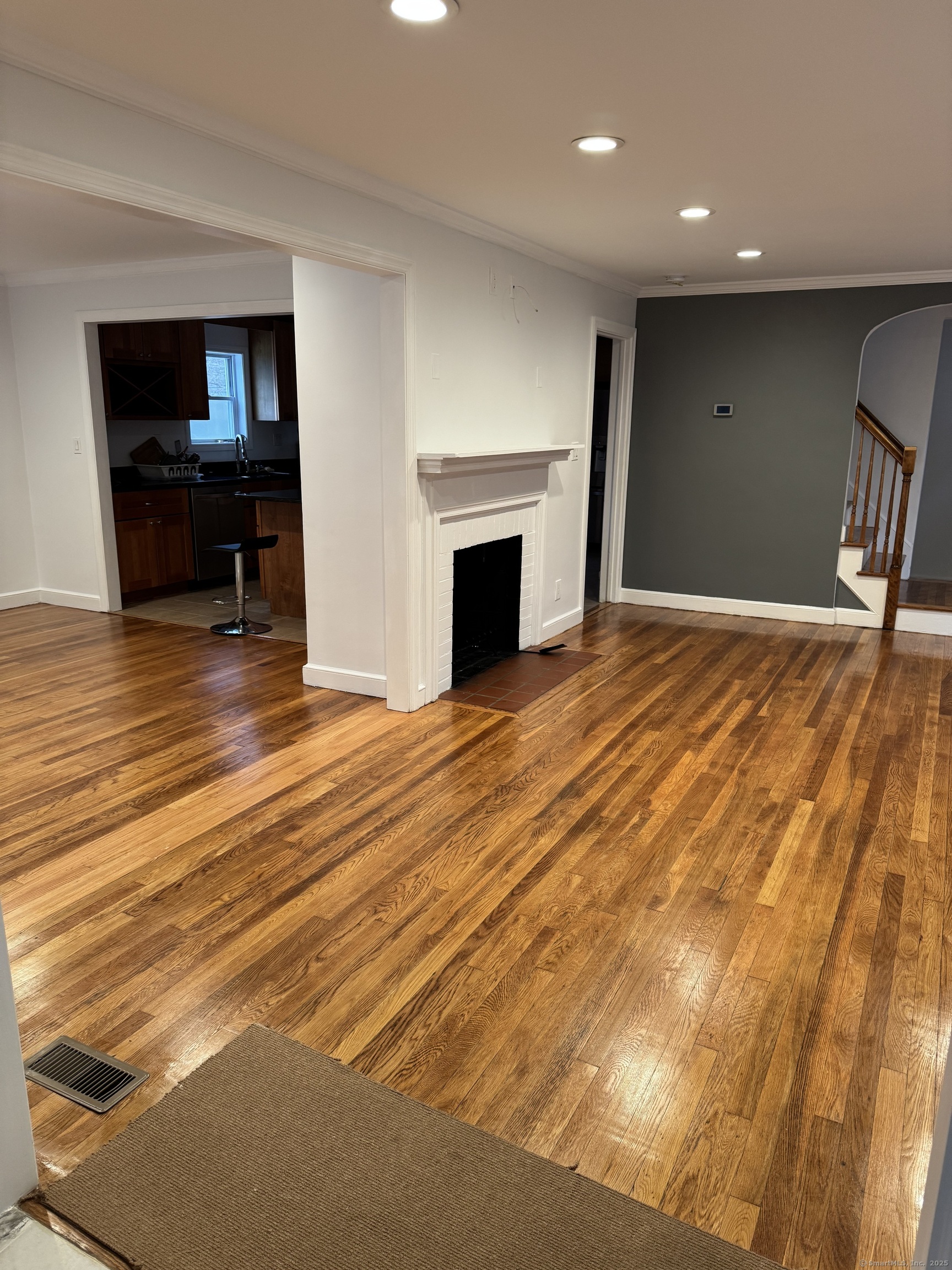 91 Parkway Drive, Stratford, Connecticut image 5