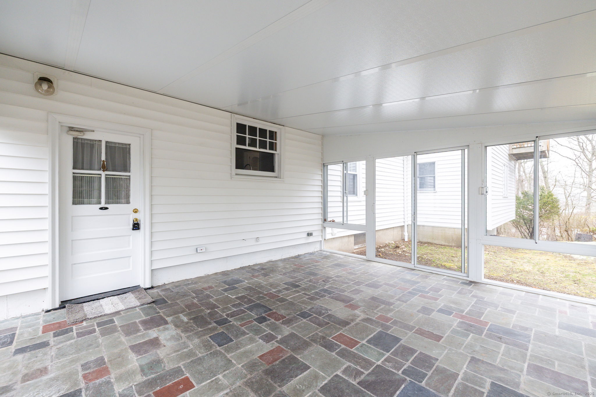 339 Plant Street, Groton, Connecticut image 32