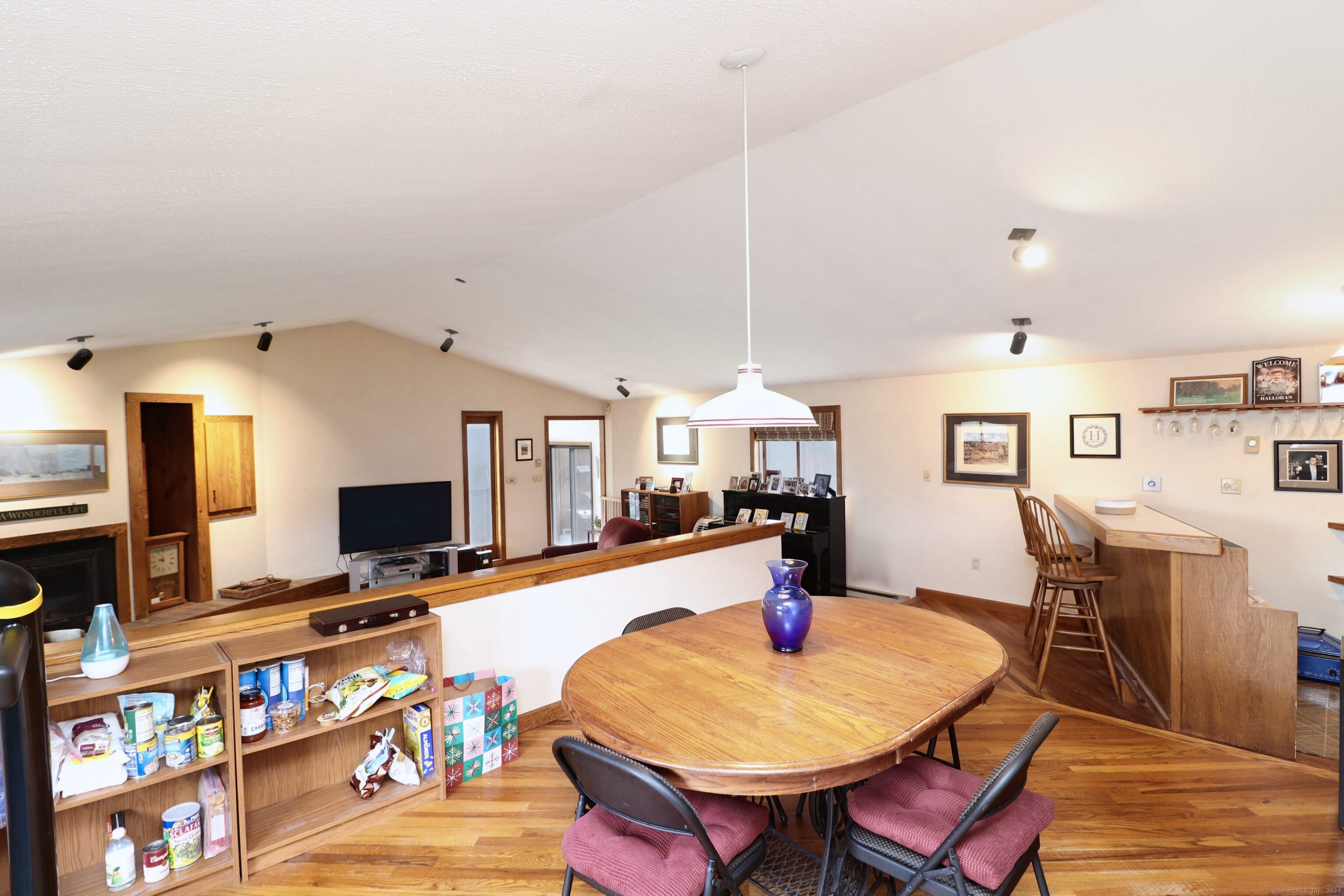 939 Hickory Hill Road, Thomaston, Connecticut image 9