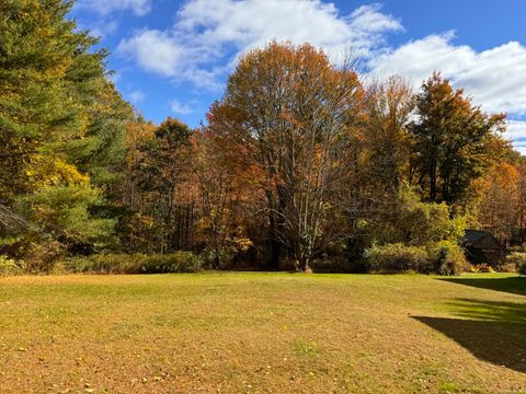 A home in Thomaston