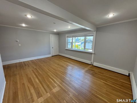 Tiny photo for 8 Jetland Place, Bridgeport, CT 06605 (MLS # 24156213)