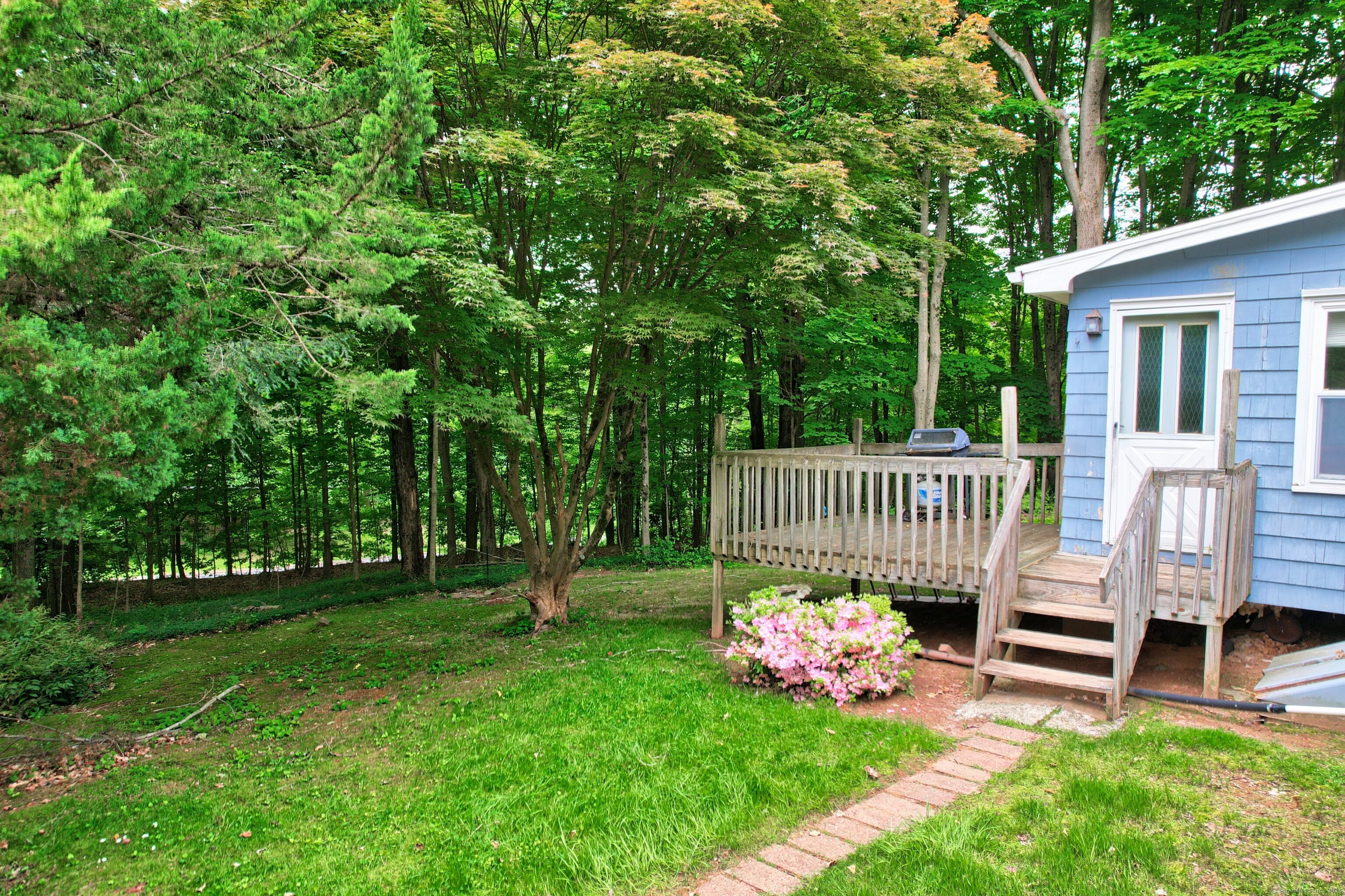 316 Jinny Hill Road, Cheshire, Connecticut image 5