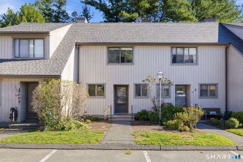 Photo of 67 Cambridge Court #67, Beacon Falls, CT 06403 (MLS # 24205285)