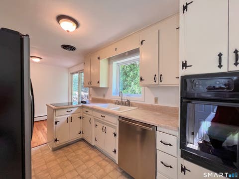 Tiny photo for 2 Johnnie Court, Ledyard, CT 06339 (MLS # 24189898)