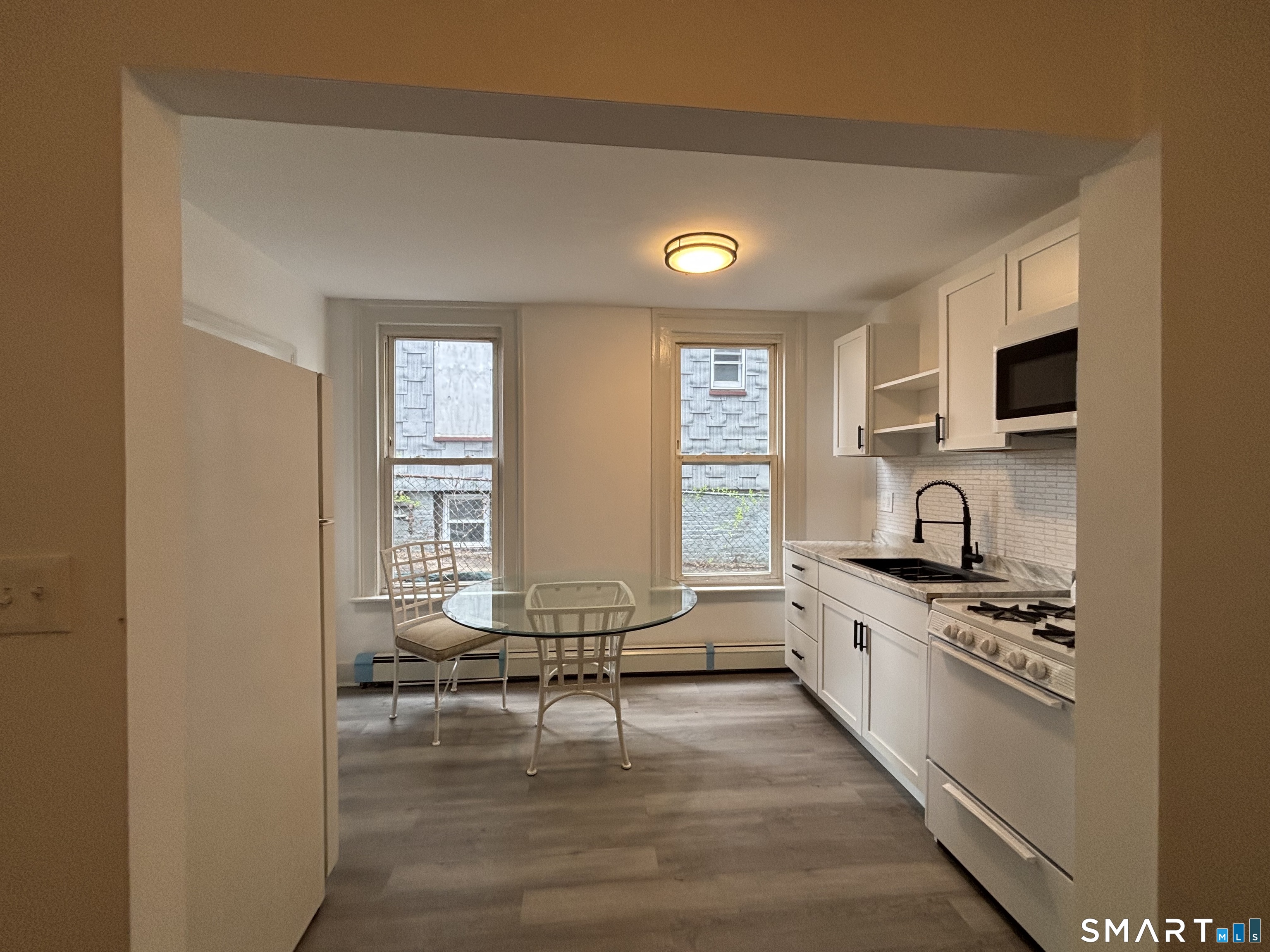 118-120 Pequonnock Street