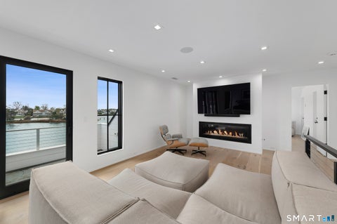 Tiny photo for 4 Little Cove Lane, Greenwich, CT 06870 (MLS # 24172344)