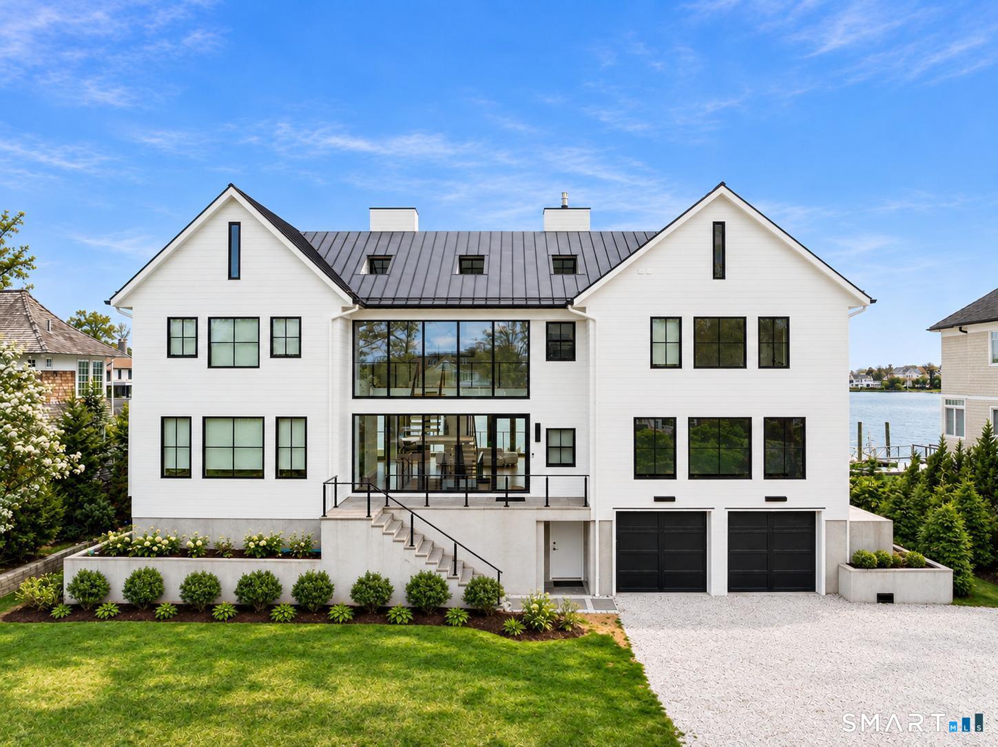 4 Little Cove Lane