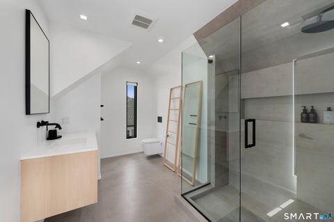 Tiny photo for 4 Little Cove Lane, Greenwich, CT 06870 (MLS # 24172344)
