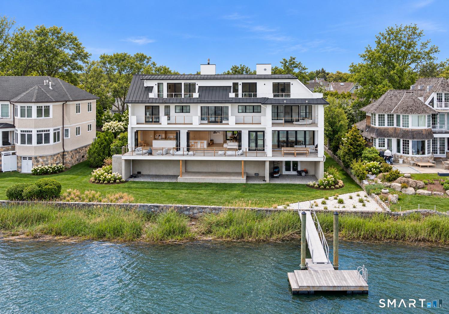 4 Little Cove Lane