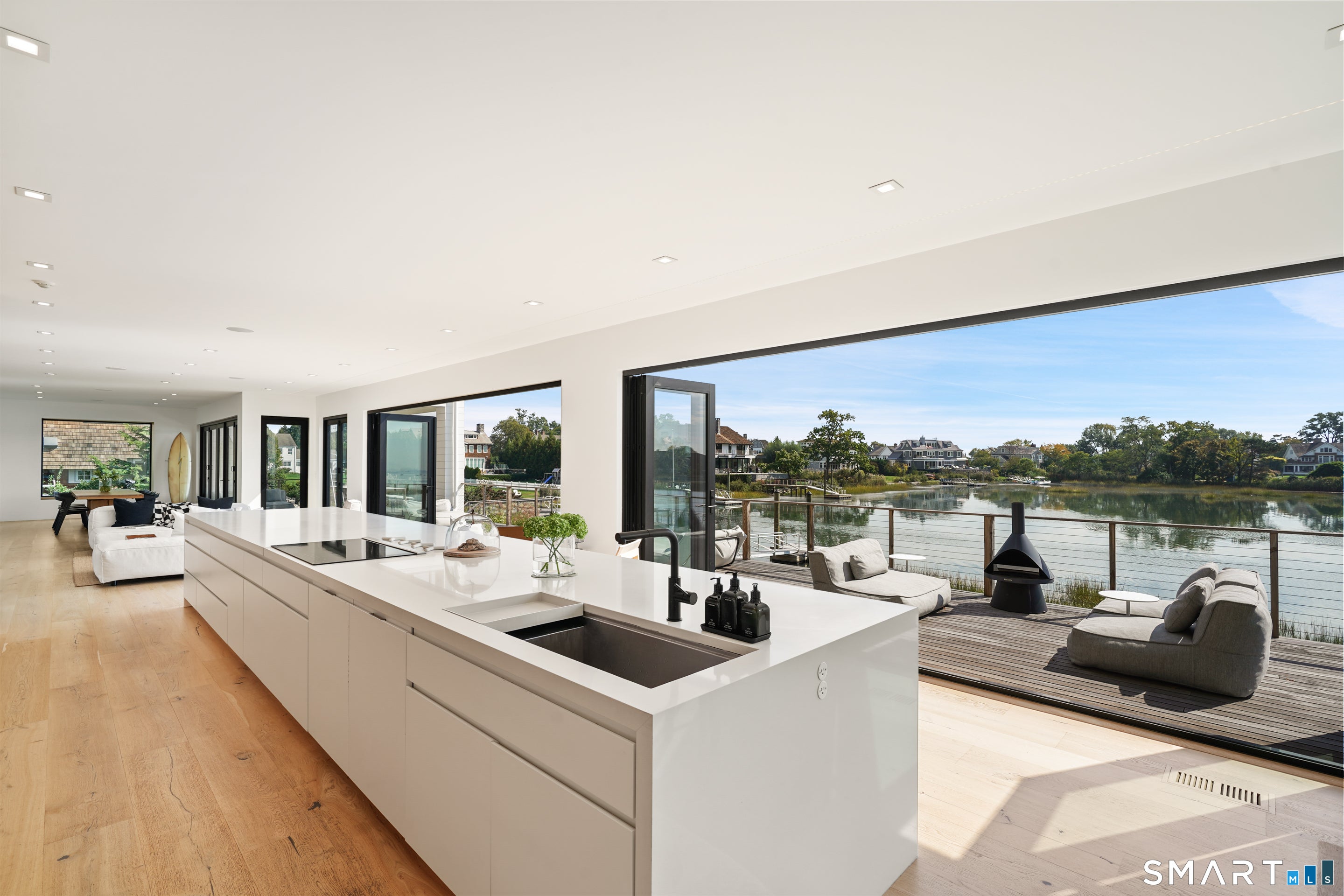 4 Little Cove Lane