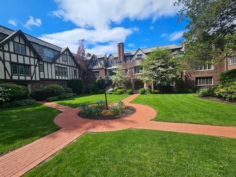 182 Fern Street Apt 4 West Hartford CT 06119
