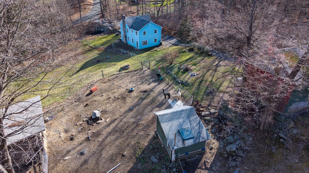 Photo of 2 Stony Brook Road, Newtown, CT 06470 (MLS # 24141113)