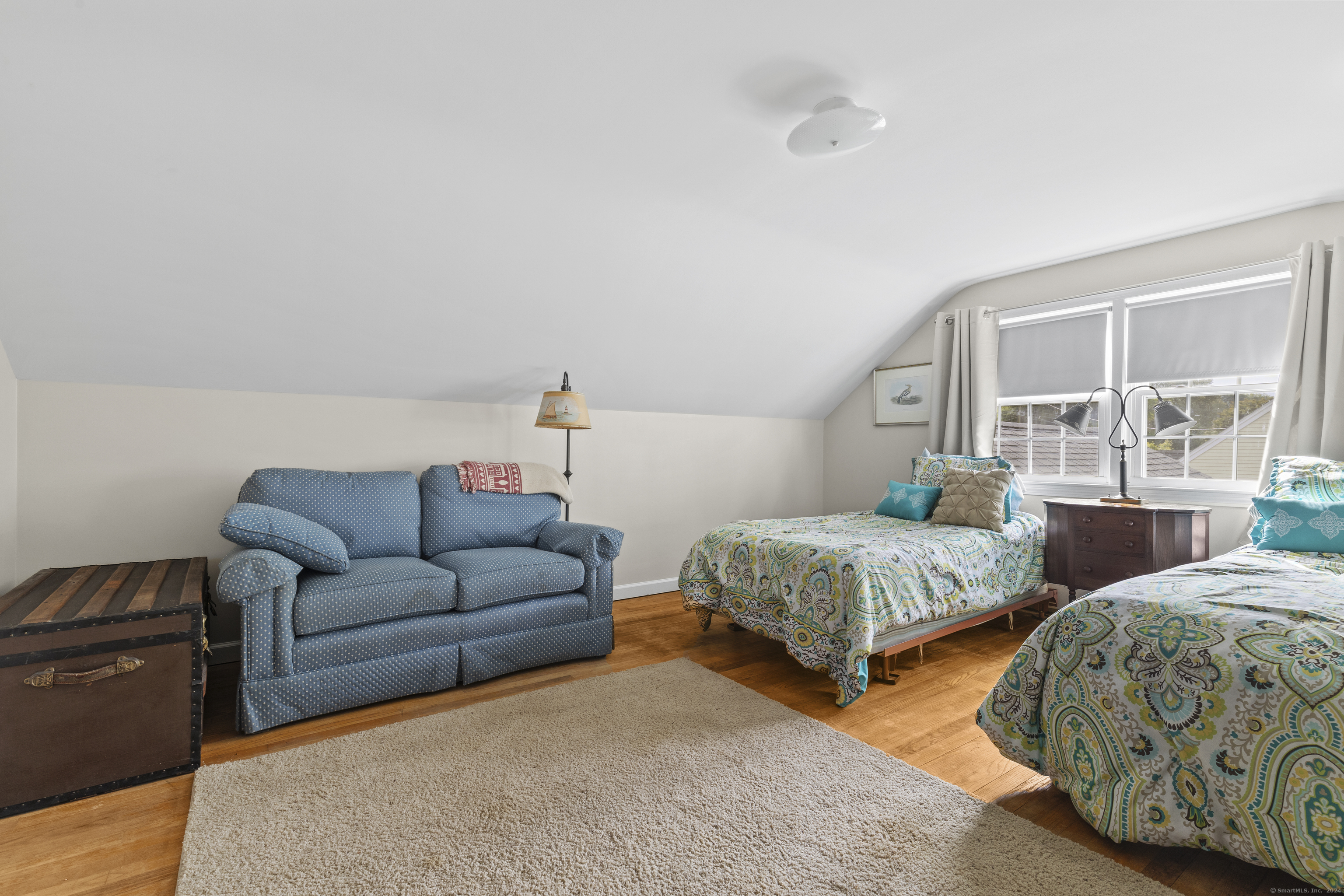 Groton, Connecticut 06355, United States, 4 Bedrooms Bedrooms, ,3 BathroomsBathrooms,Residential,Pending,42635