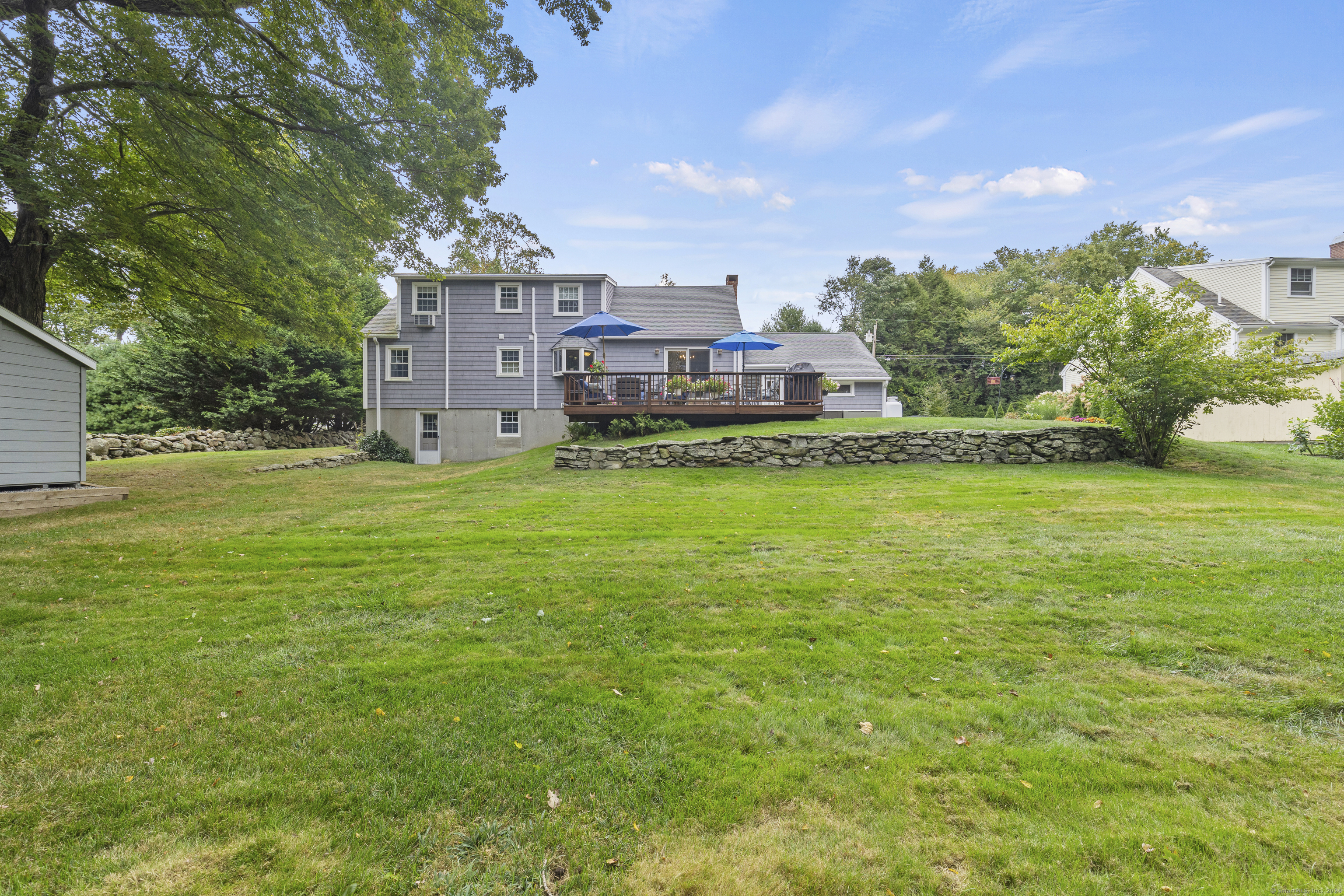 Groton, Connecticut 06355, United States, 4 Bedrooms Bedrooms, ,3 BathroomsBathrooms,Residential,Pending,42635