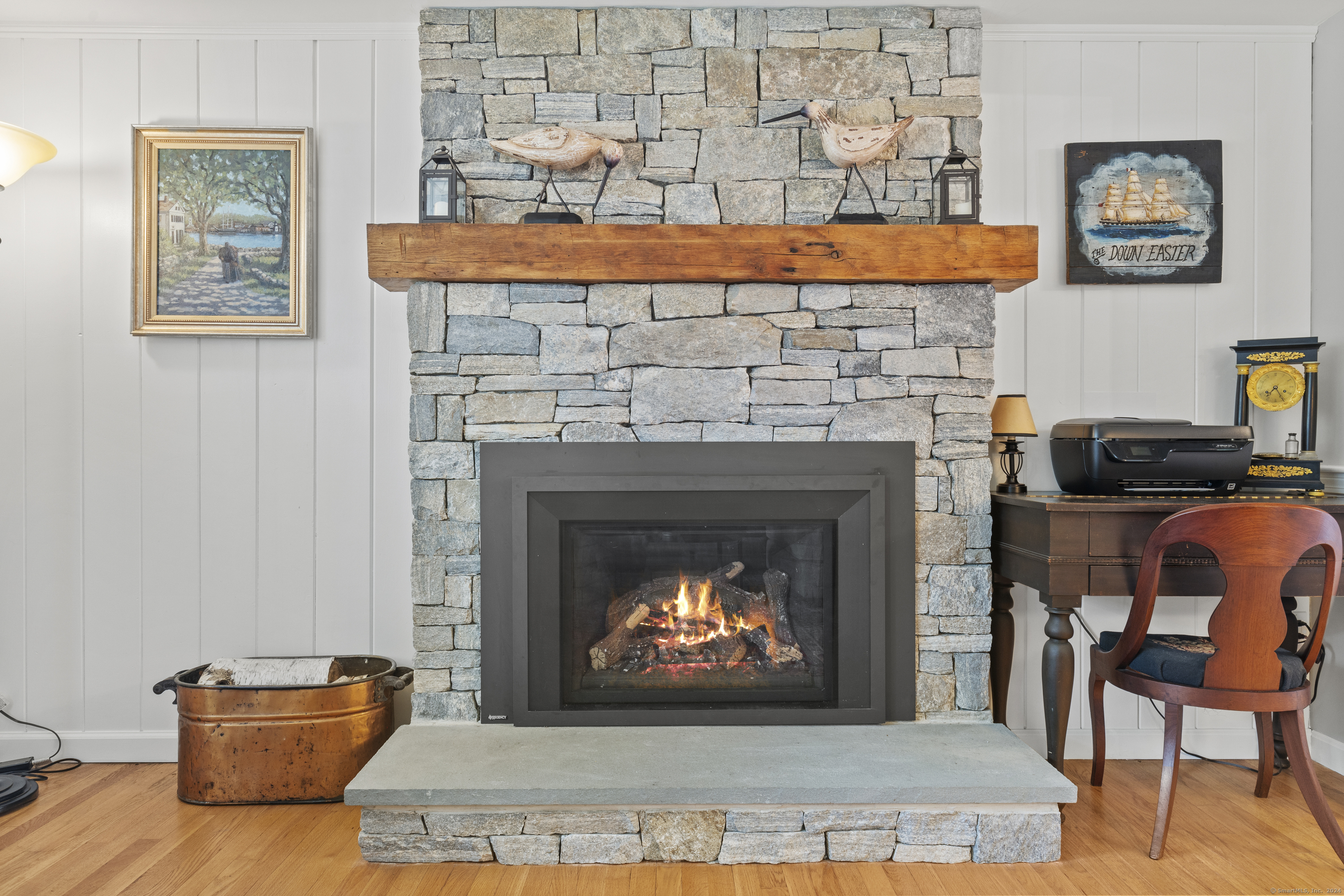 Groton, Connecticut 06355, United States, 4 Bedrooms Bedrooms, ,3 BathroomsBathrooms,Residential,Pending,42635