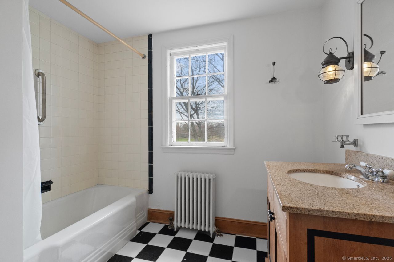 47 River Road, Essex, Connecticut image 29