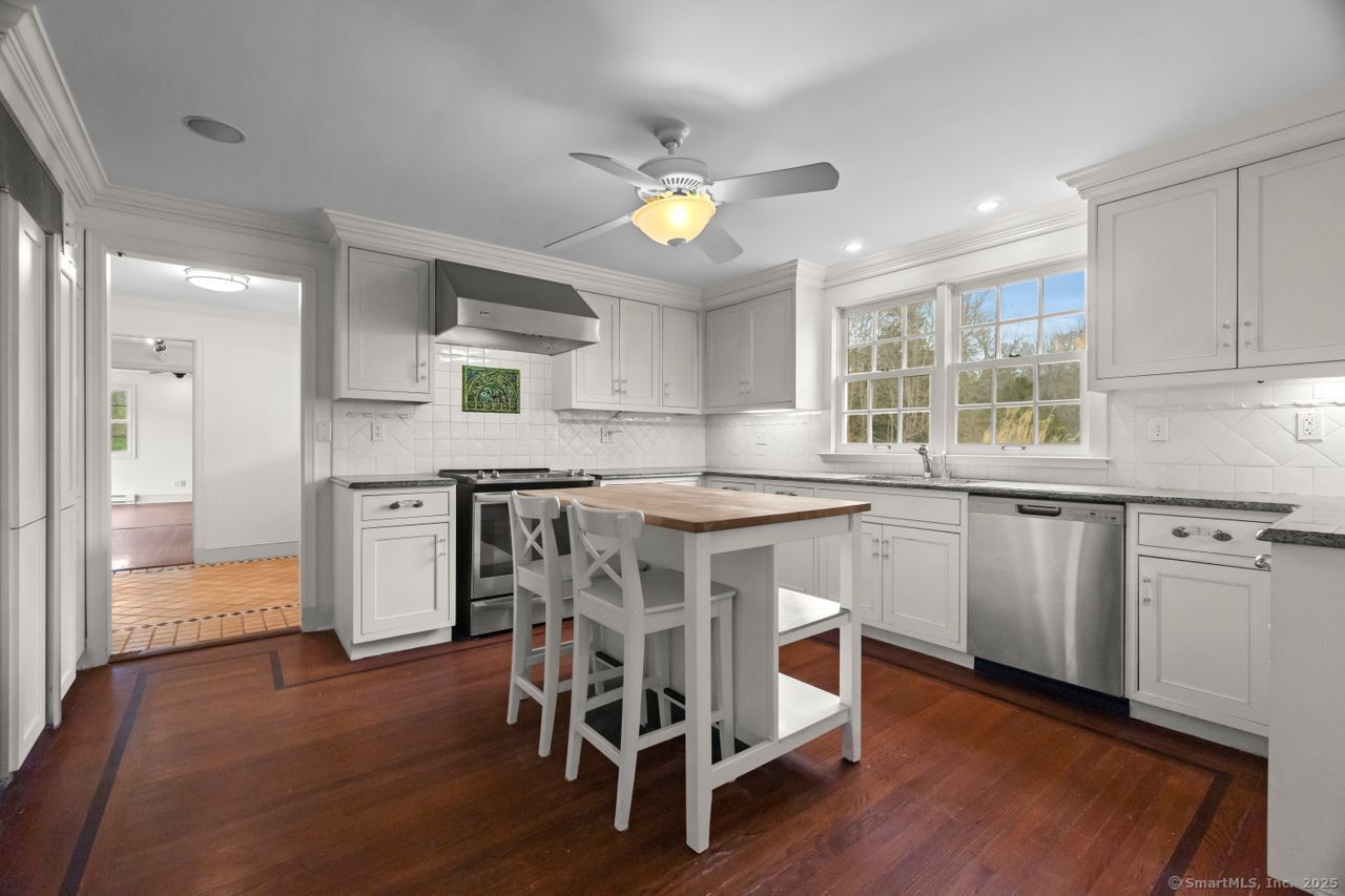47 River Road, Essex, Connecticut image 18