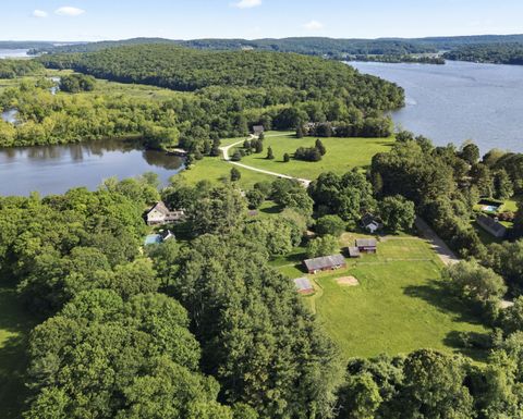 53 Selden Road Road Lyme CT 06371