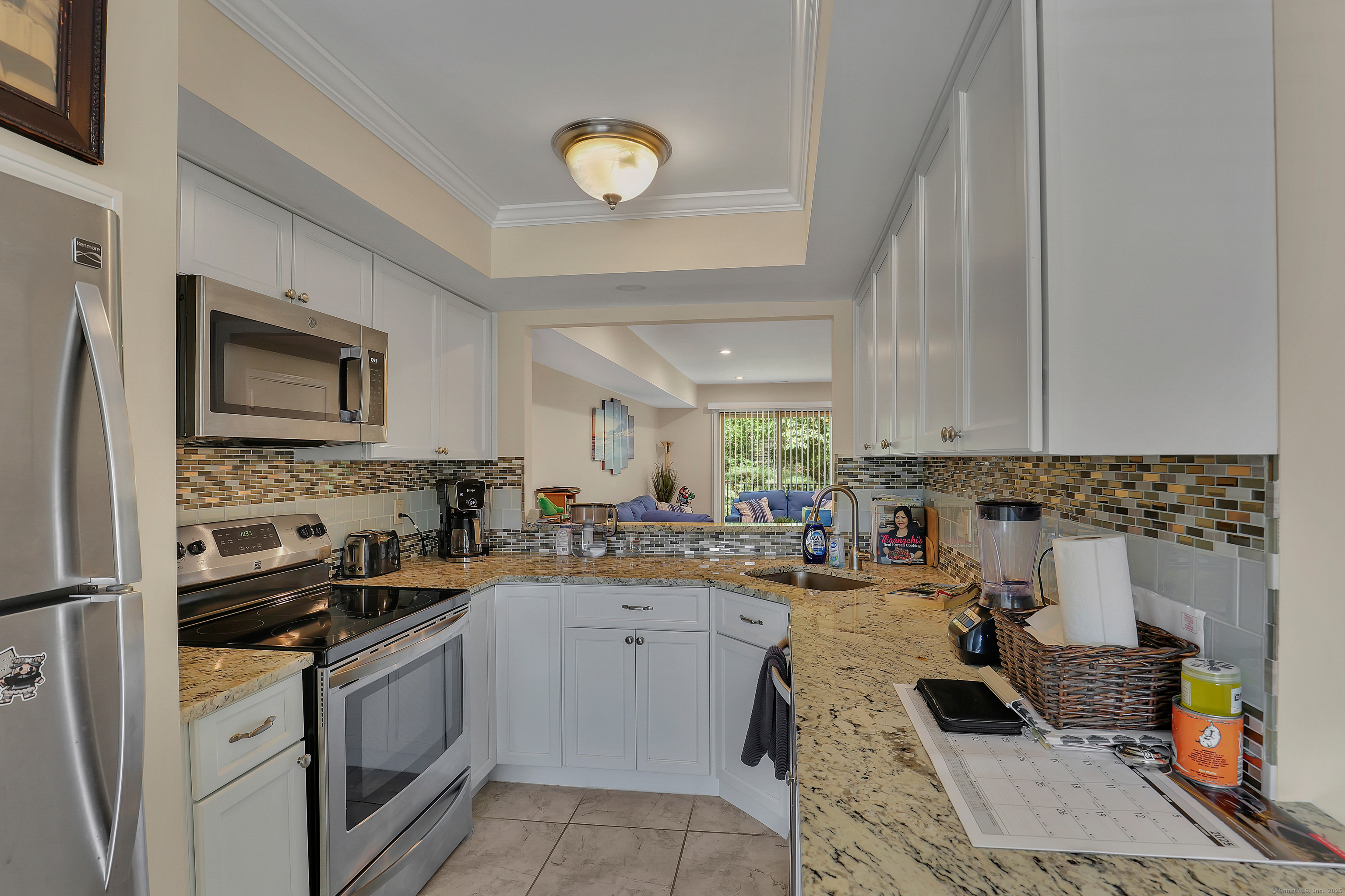 10 Darling Street APT T