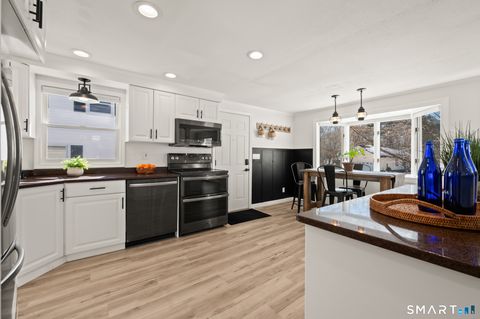 Tiny photo for 20 Pearl Street, Glastonbury, CT 06033 (MLS # 24145800)