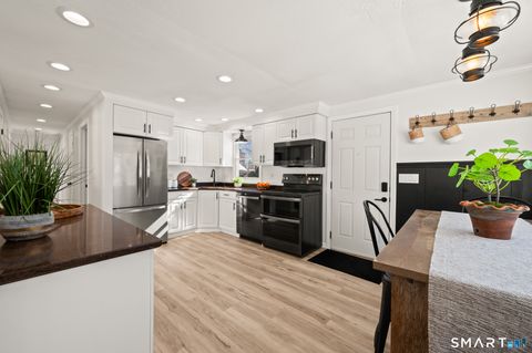 Tiny photo for 20 Pearl Street, Glastonbury, CT 06033 (MLS # 24145800)