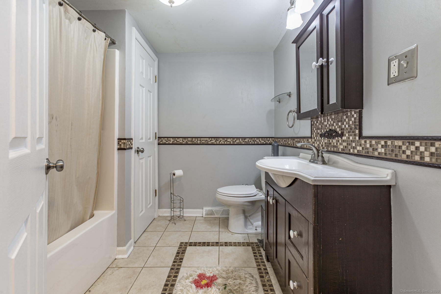 2050 Hartford Turnpike, North Haven, Connecticut image 21