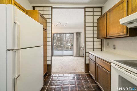 Tiny photo for 411 Heritage Village #B, Southbury, CT 06488 (MLS # 24155104)