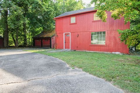 Tiny photo for 2921 Nichols Avenue, Trumbull, CT 06611 (MLS # 24136446)