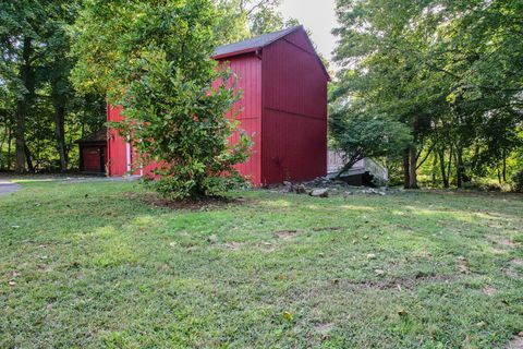 Tiny photo for 2921 Nichols Avenue, Trumbull, CT 06611 (MLS # 24136446)