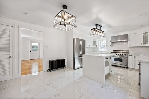 Tiny photo for 2921 Nichols Avenue, Trumbull, CT 06611 (MLS # 24136446)