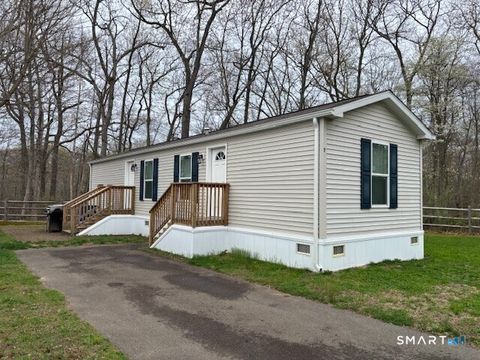 Photo of 7 Breezy Lane, Milford, CT 06460 (MLS # 24168730)