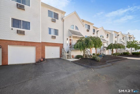 Condo For Sale - 925 Oronoke Road #13C<br/> Waterbury, CT 06708