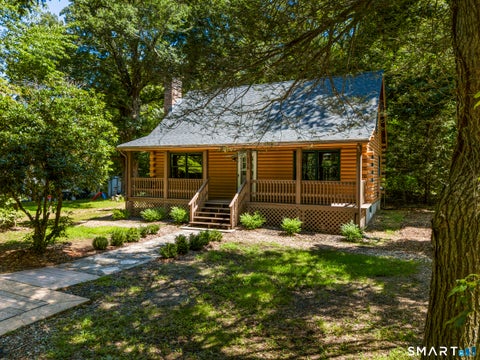 Photo of 176 Lake Drive E, Montville, CT 06370 (MLS # 24199601)