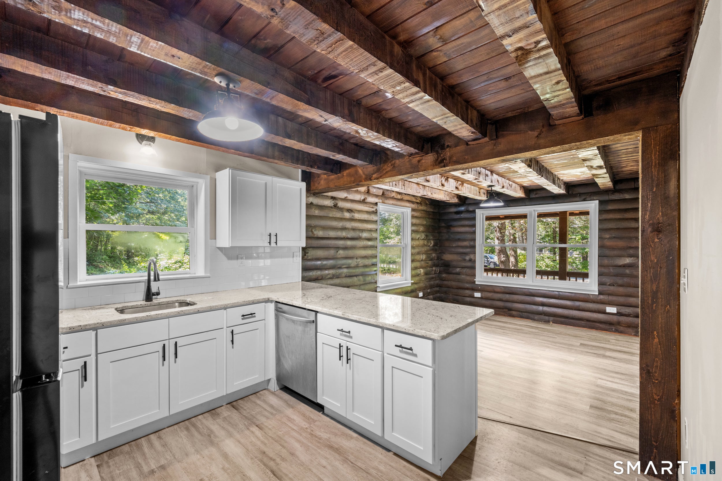 176 Lake Drive East