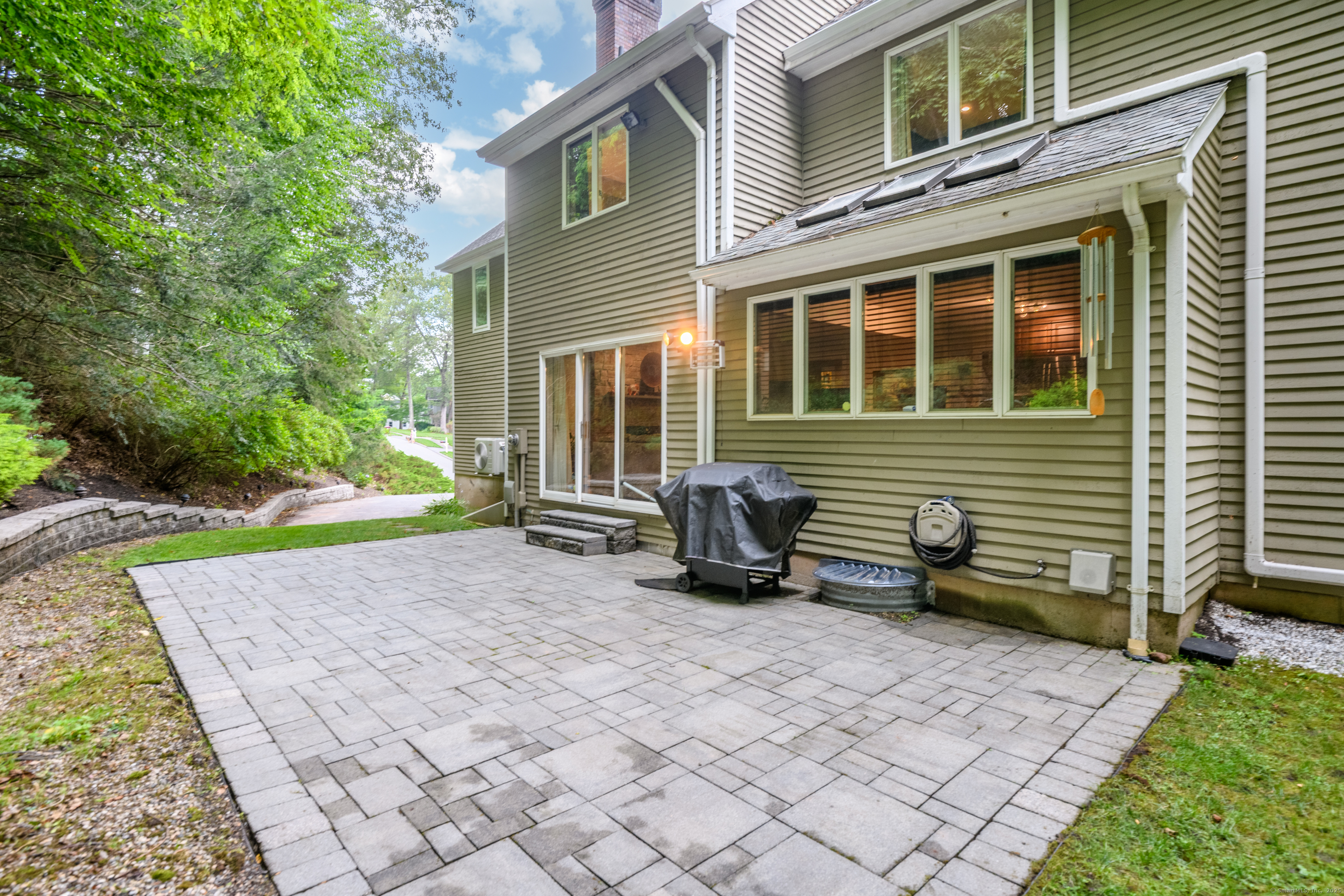 27 Oakridge