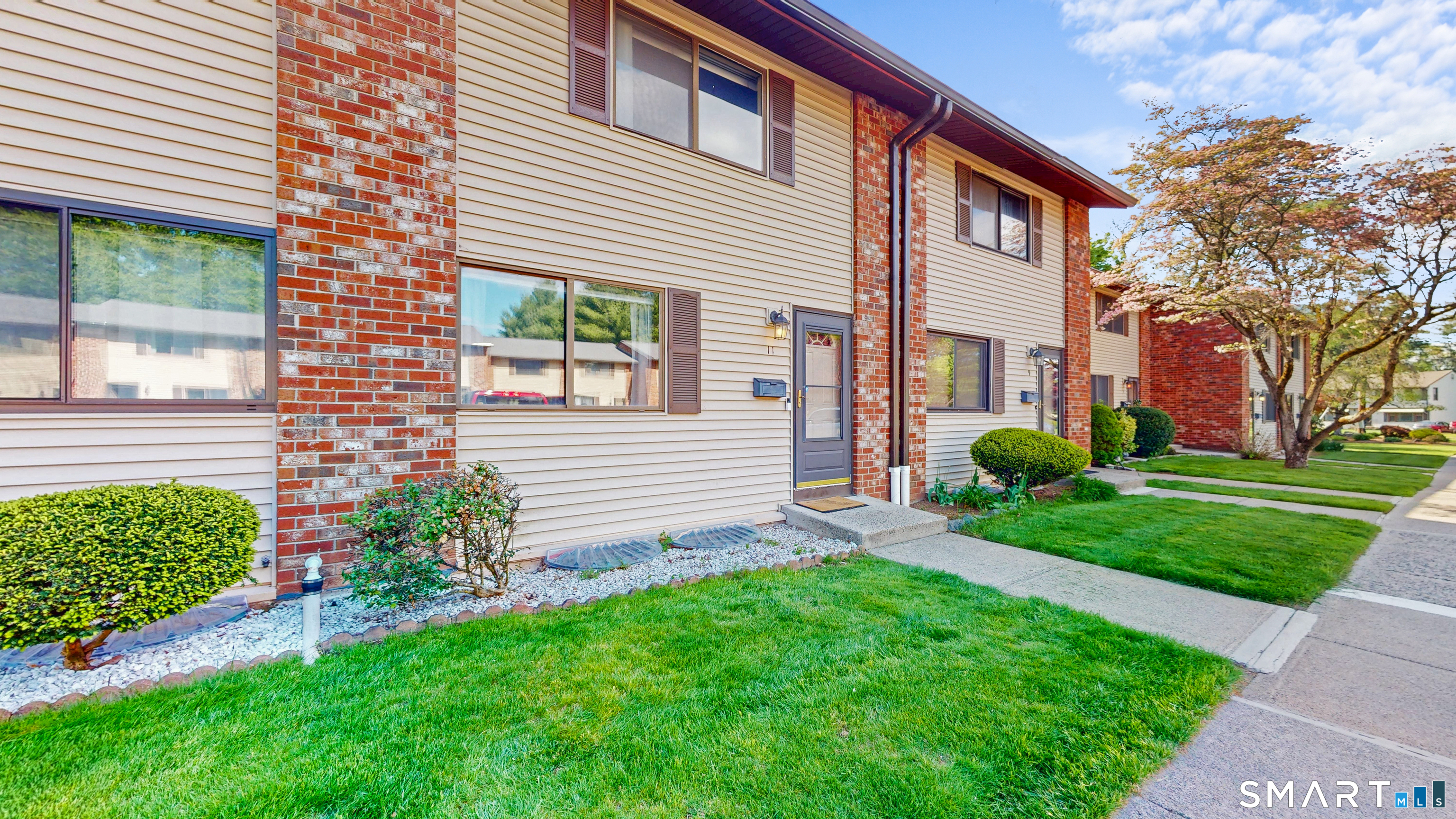 11 Coronado Drive 11