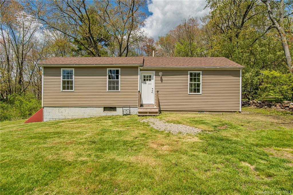 Killingly, Connecticut 06239, United States, 1 Bedroom Bedrooms, ,1 BathroomBathrooms,Residential,Active,183842