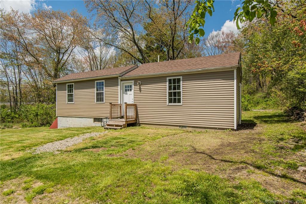 Killingly, Connecticut 06239, United States, 1 Bedroom Bedrooms, ,1 BathroomBathrooms,Residential,Active,183842