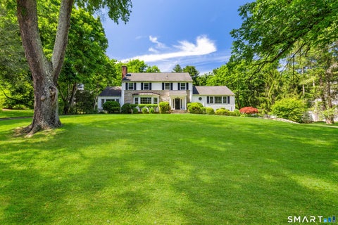 Photo of 17 Kenilworth Terrace, Greenwich, CT 06830 (MLS # 24185753)