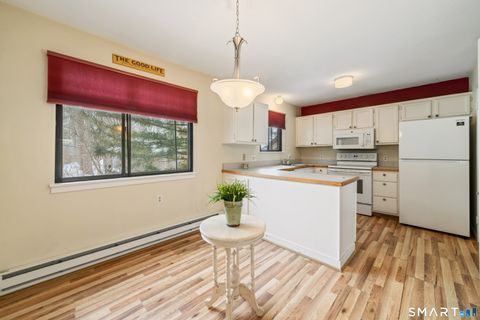 Tiny photo for 972 Heritage Village #B, Southbury, CT 06488 (MLS # 24154574)