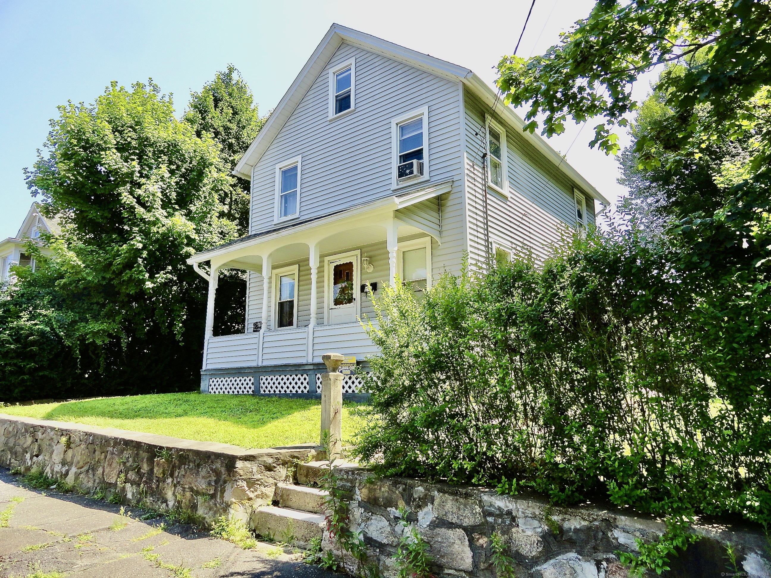 80 Red Mountain Avenue