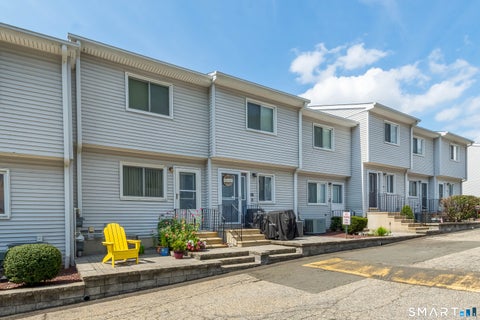 Condo For Sale - 273 Derby Avenue #305<br/> New Haven County, Derby, CT 06418