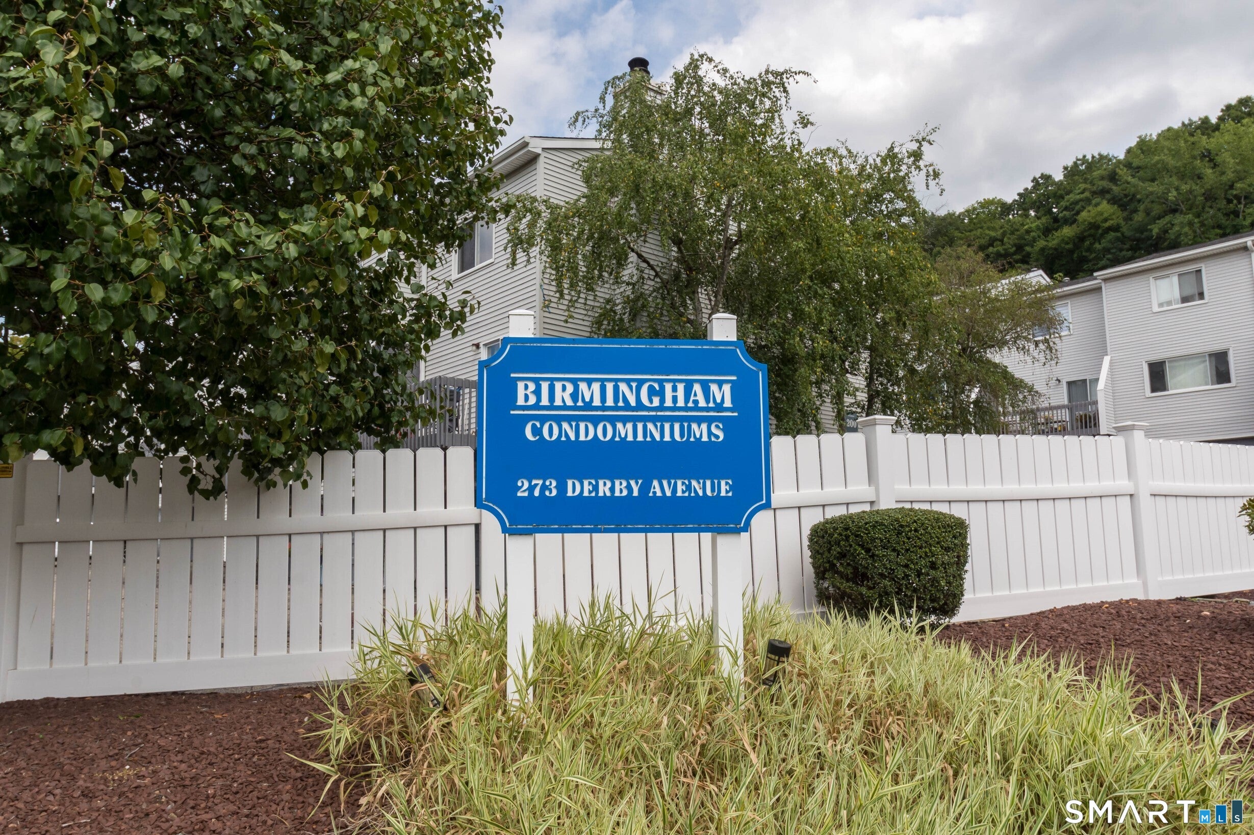 273 Derby Avenue 305