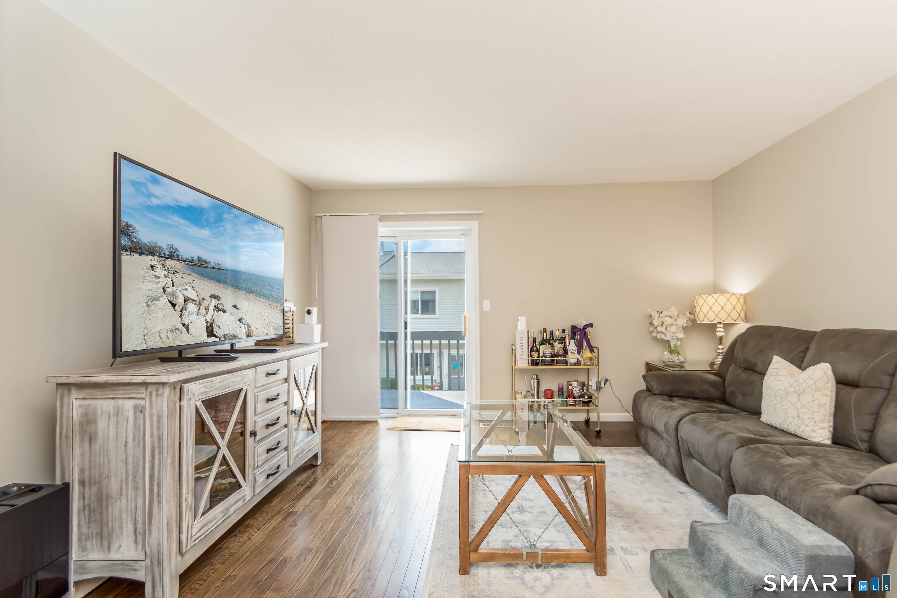 273 Derby Avenue 305
