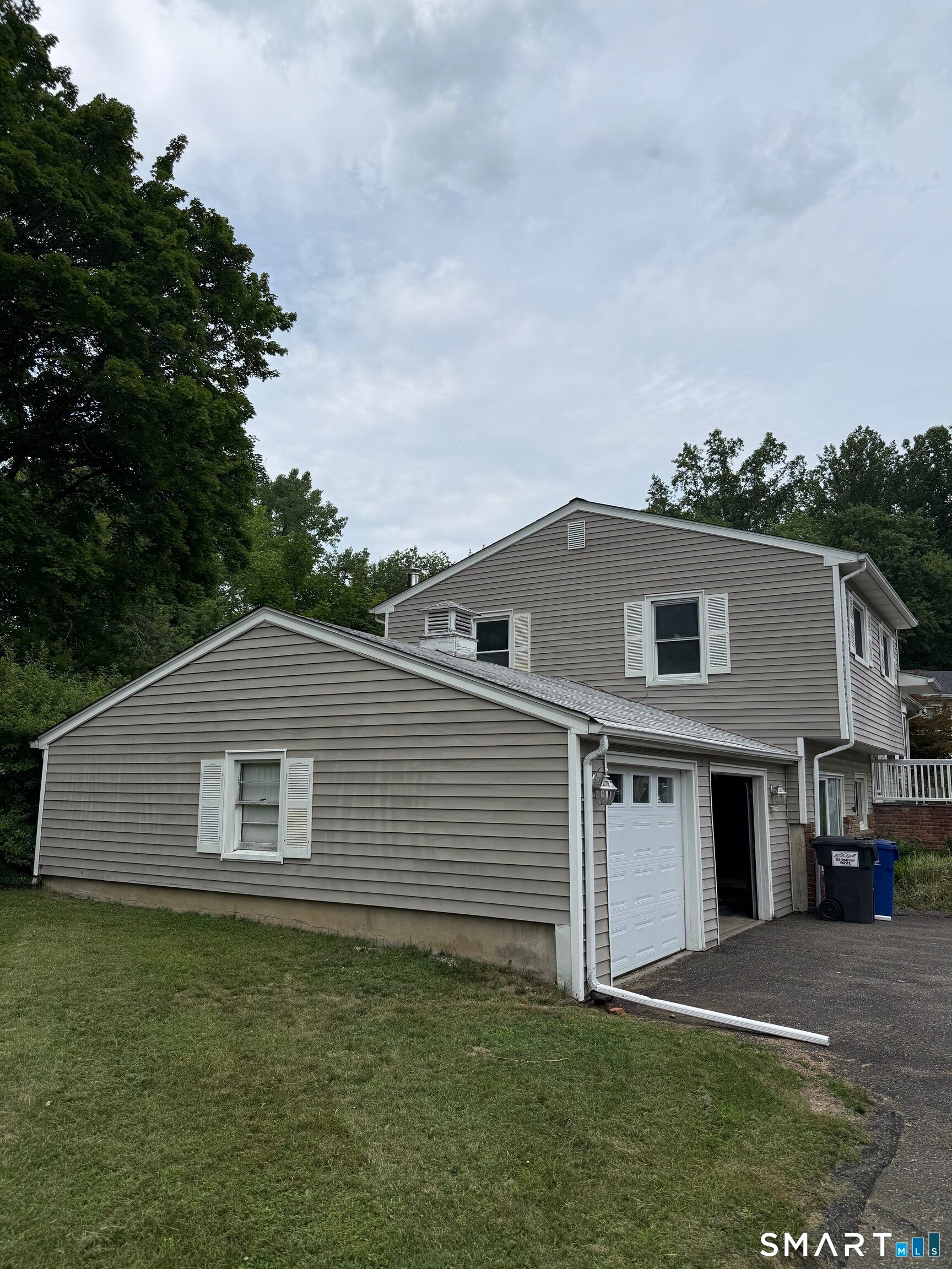 3 Victor Drive